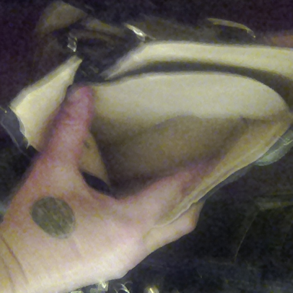Stiletto - Picture 3 of 5